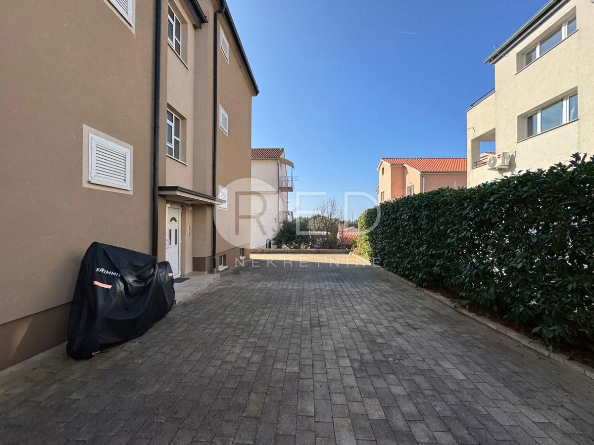 Flat For sale - ZADARSKA PAKOŠTANE