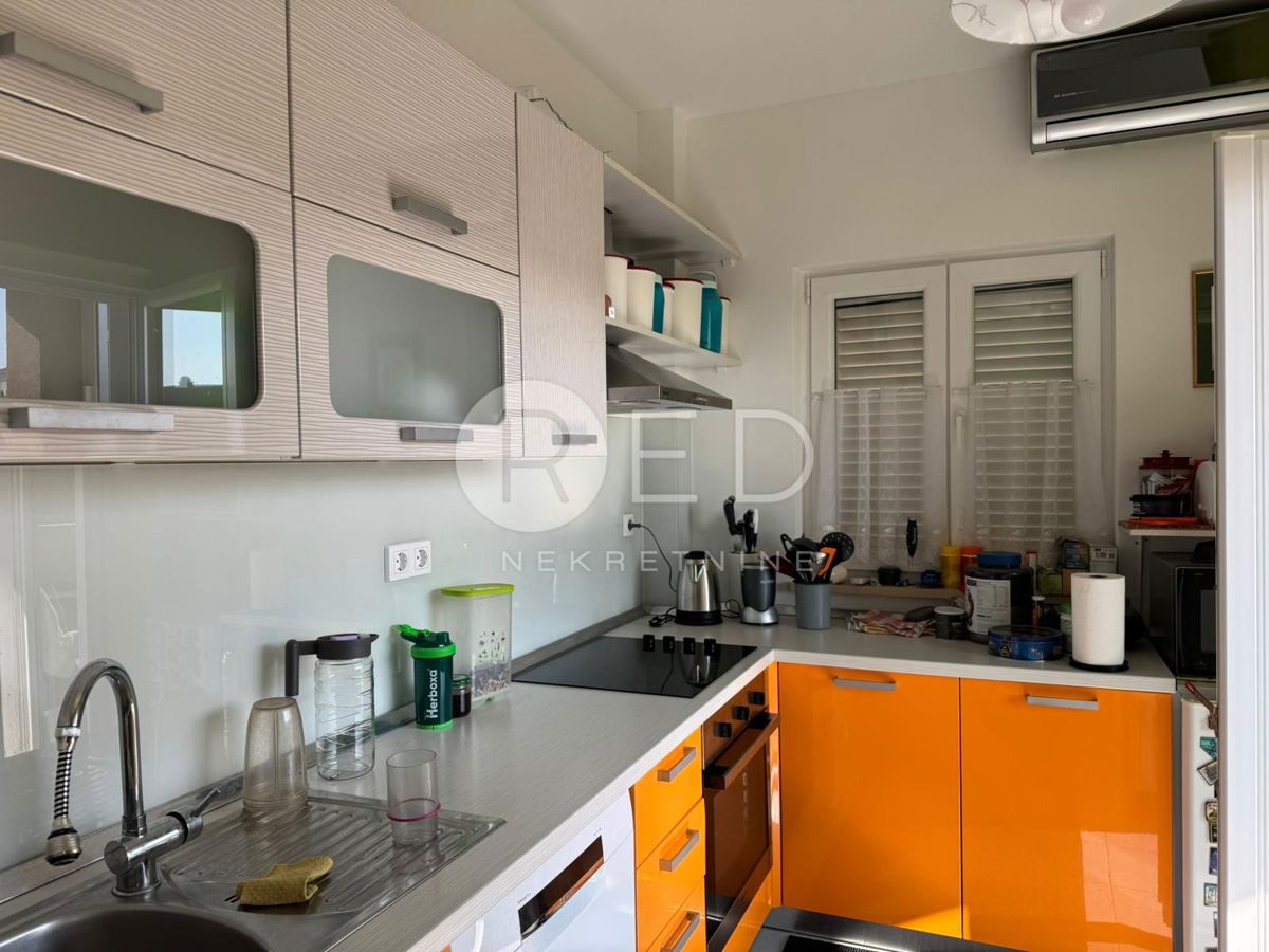 Flat For sale - ZADARSKA PAKOŠTANE