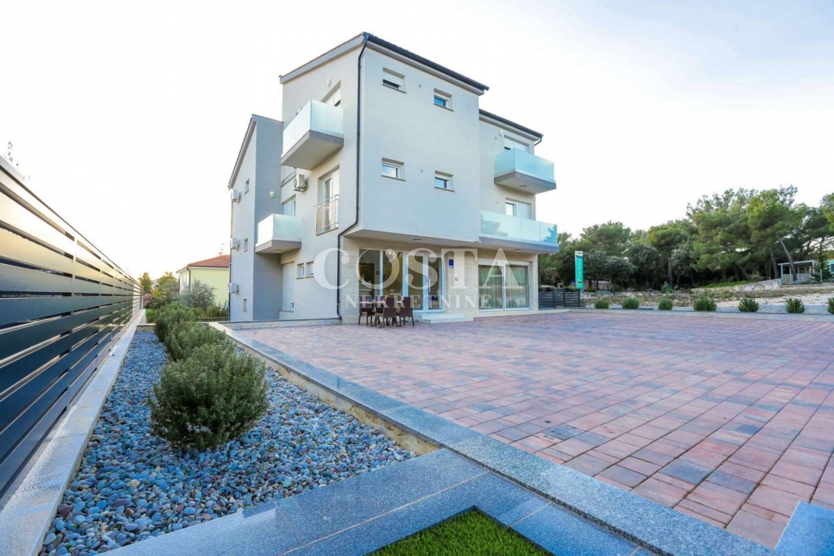 Kuća Na prodaju - ZADARSKA BIOGRAD NA MORU