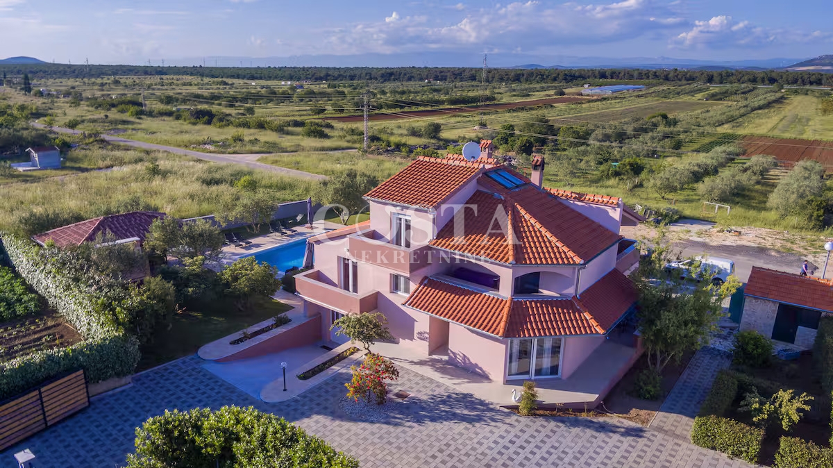 Dom Na sprzedaż - ZADARSKA BIOGRAD NA MORU