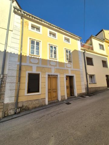 Hiša na predaj 100 m² – Crikvenica