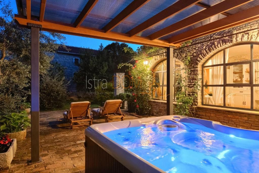 Haus Zu verkaufen - ISTARSKA SVETVINČENAT