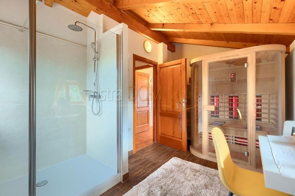 Haus Zu verkaufen - ISTARSKA SVETVINČENAT