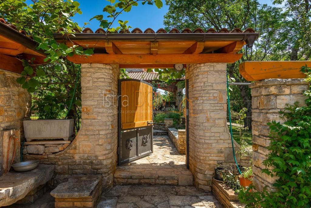 Haus Zu verkaufen - ISTARSKA SVETVINČENAT