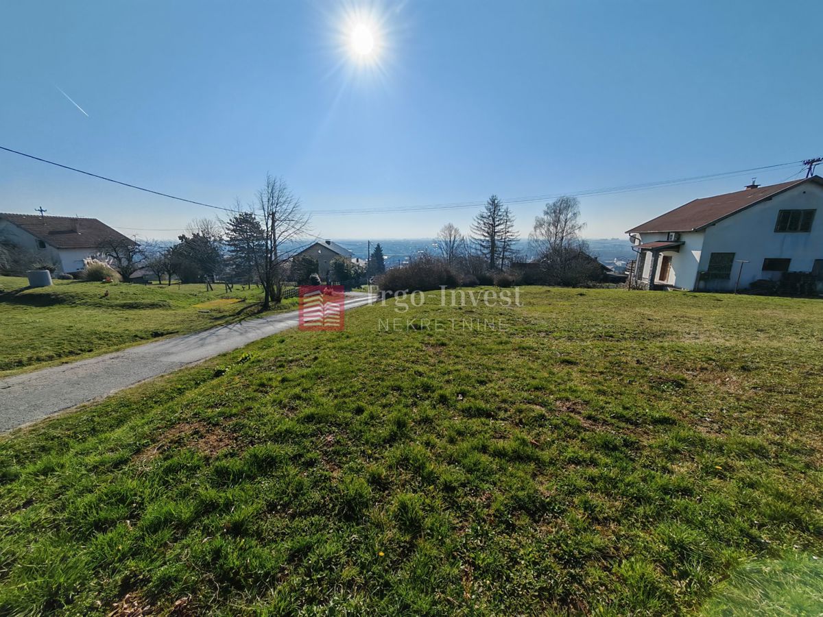 Zemljište Na prodaju - BRODSKO-POSAVSKA SLAVONSKI BROD