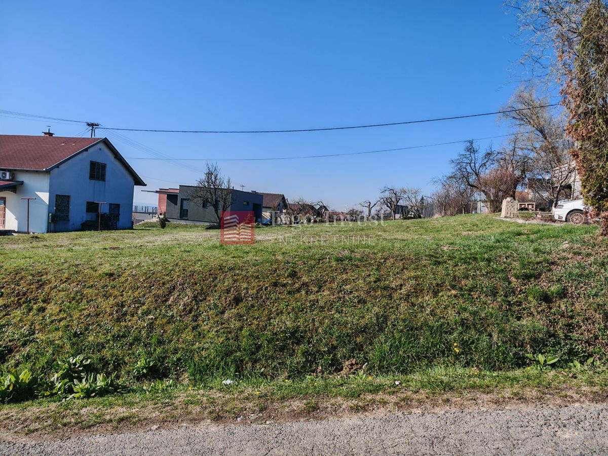 Zemljište Na prodaju - BRODSKO-POSAVSKA SLAVONSKI BROD
