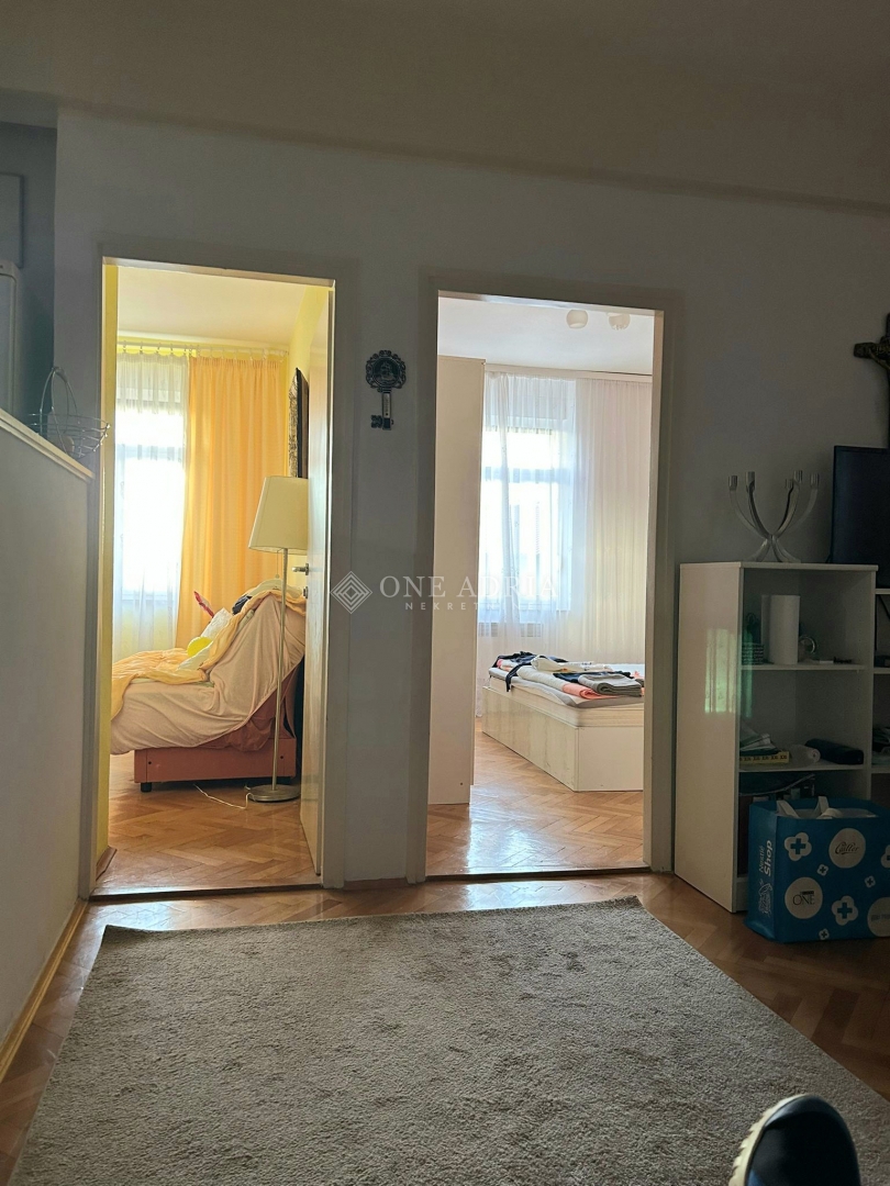 Appartement À vendre - LIČKO-SENJSKA SENJ