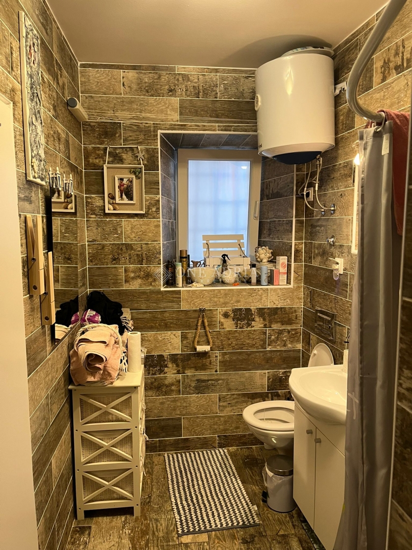 Flat For sale - LIČKO-SENJSKA SENJ