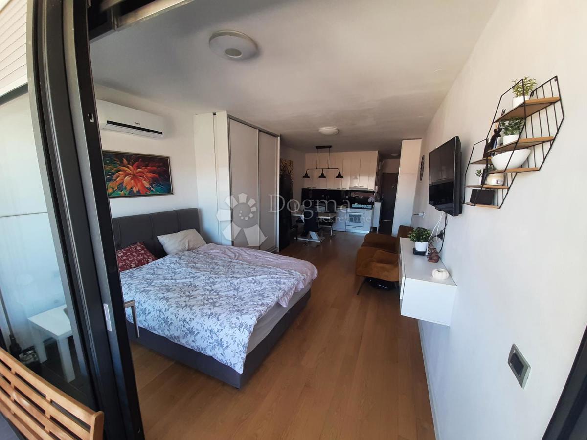 Appartement À louer - GRAD ZAGREB ZAGREB
