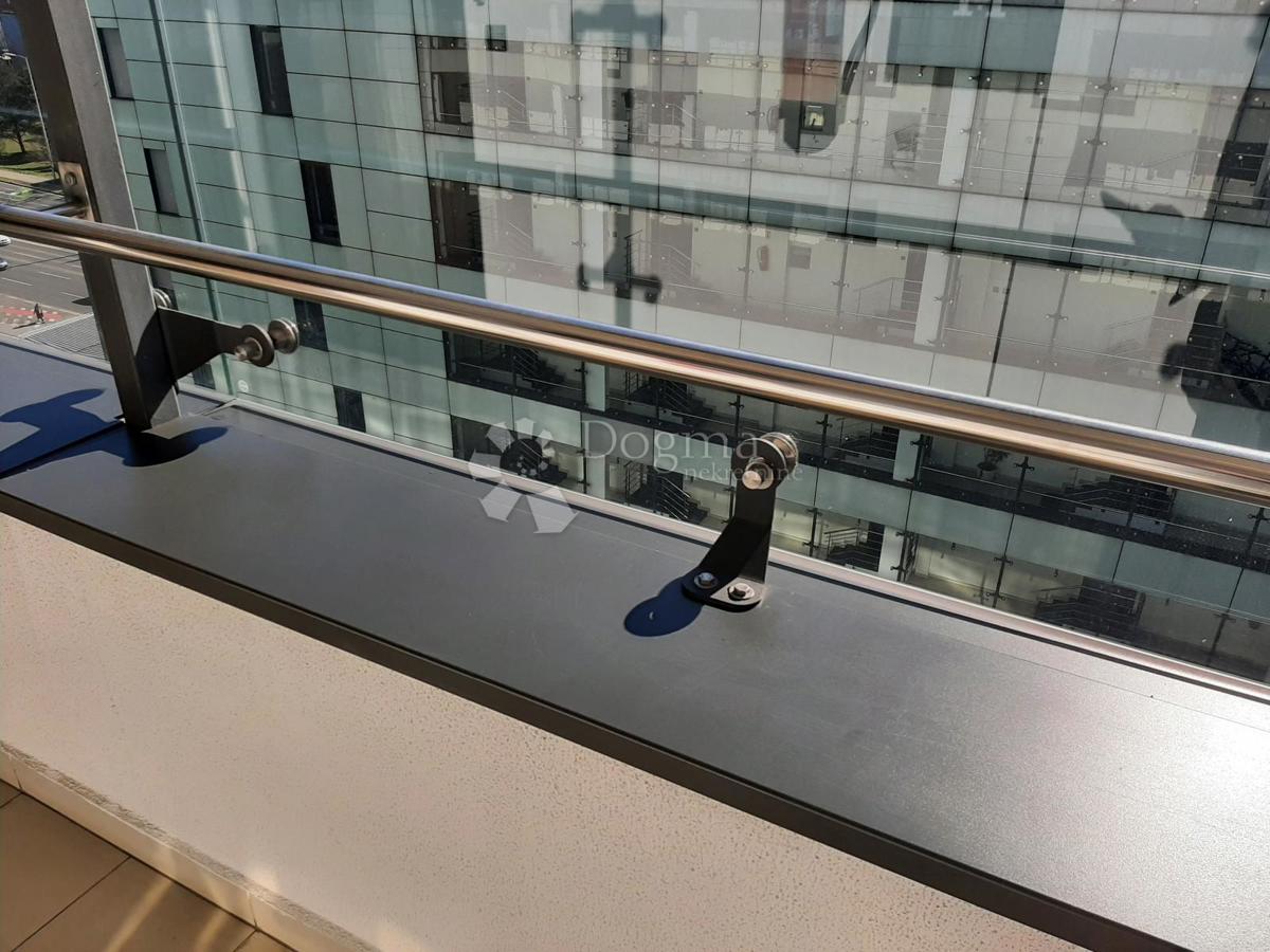 Appartement À louer - GRAD ZAGREB ZAGREB
