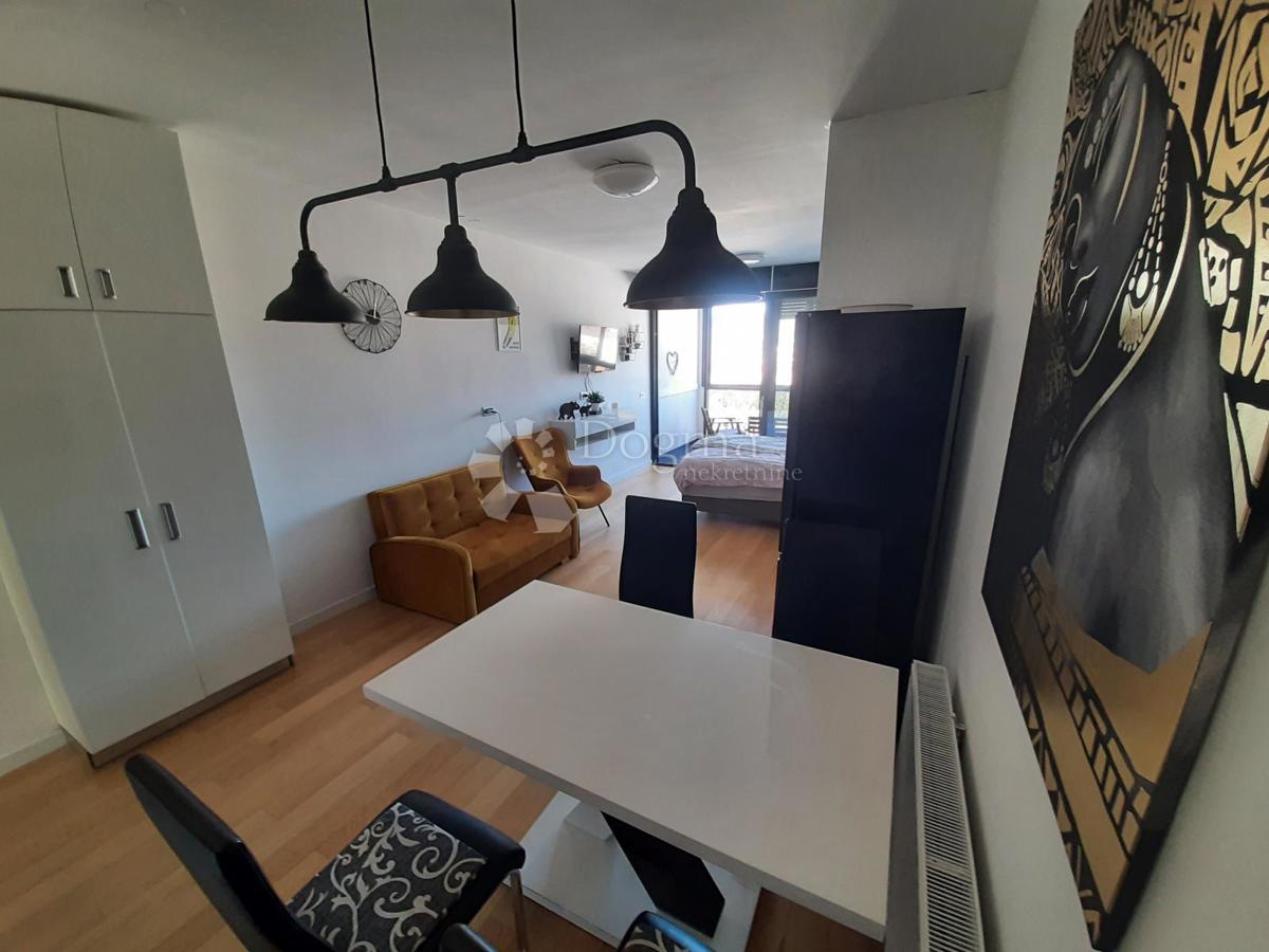 Appartement À louer - GRAD ZAGREB ZAGREB