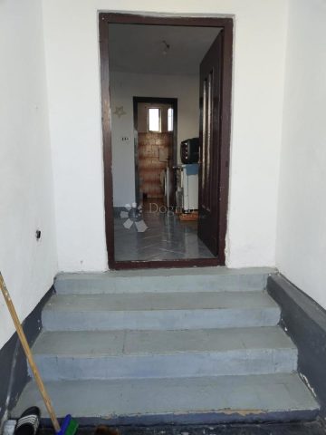 Dom Na predaj - Zagrebačka Kloštar Ivanić - foto 5/34
