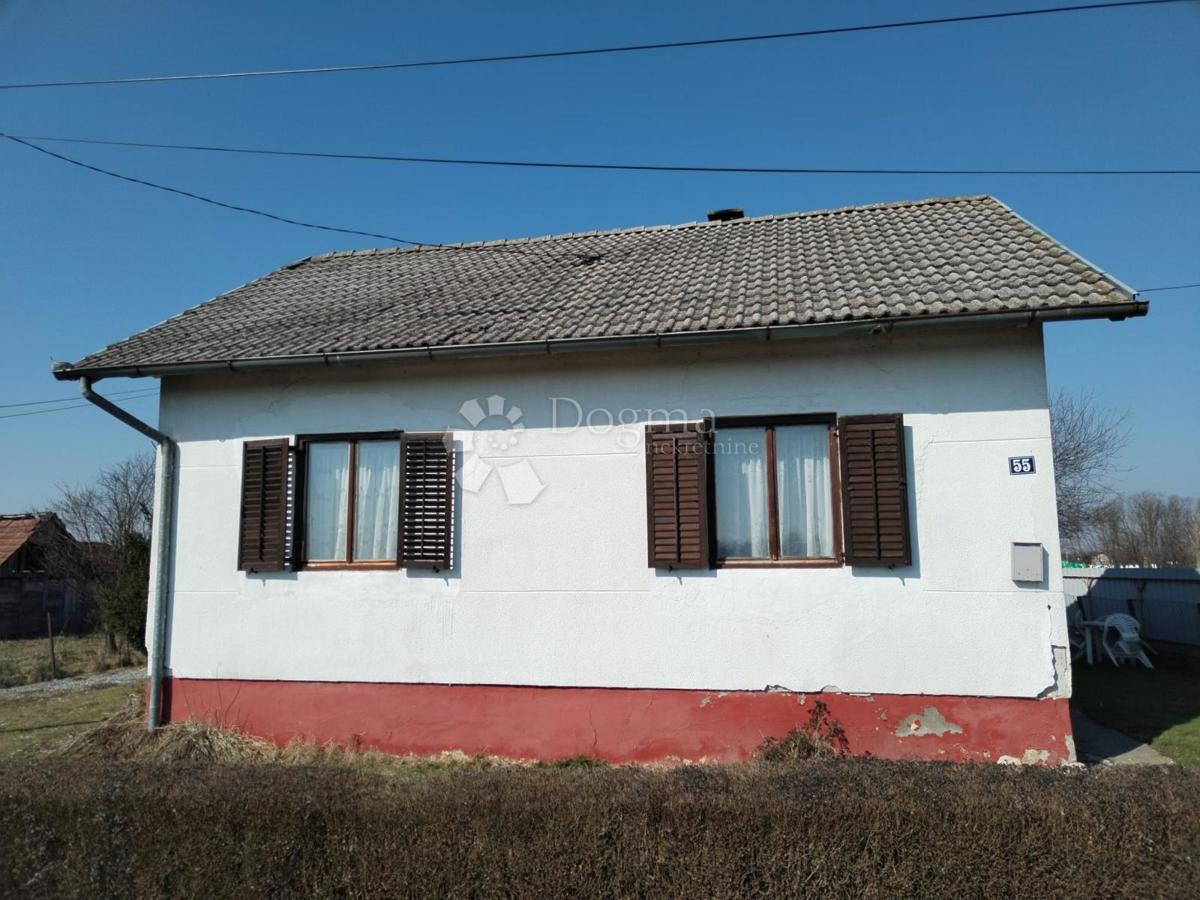 Dom Na predaj - ZAGREBAČKA KLOŠTAR IVANIĆ