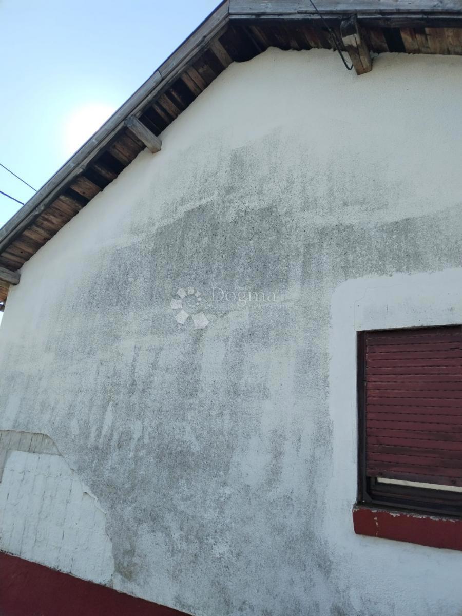 Dom Na predaj - ZAGREBAČKA KLOŠTAR IVANIĆ