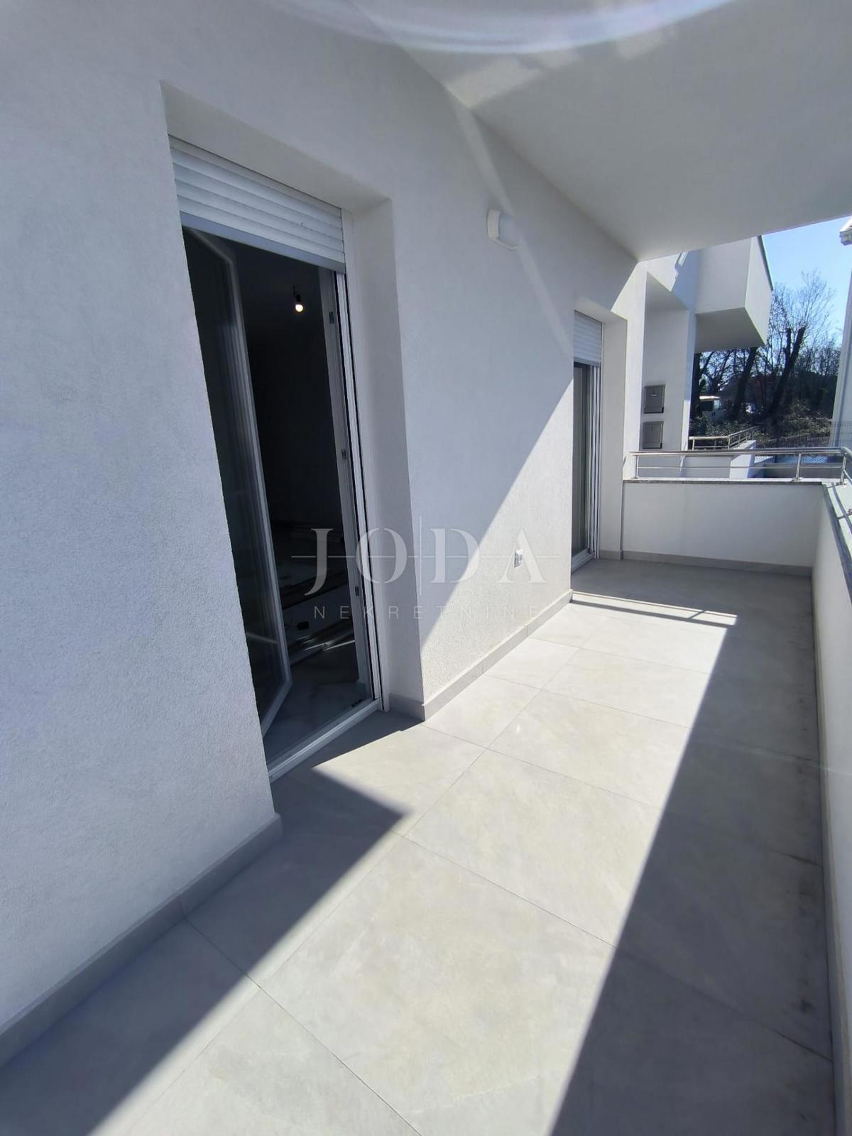 Appartement À vendre - PRIMORSKO-GORANSKA VIŠKOVO