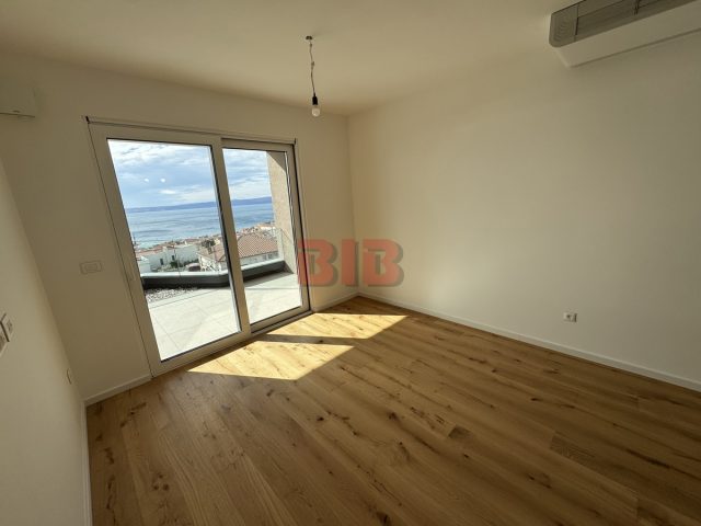 Flat For sale - Primorsko-goranska Novi Vinodolski - foto 5/14
