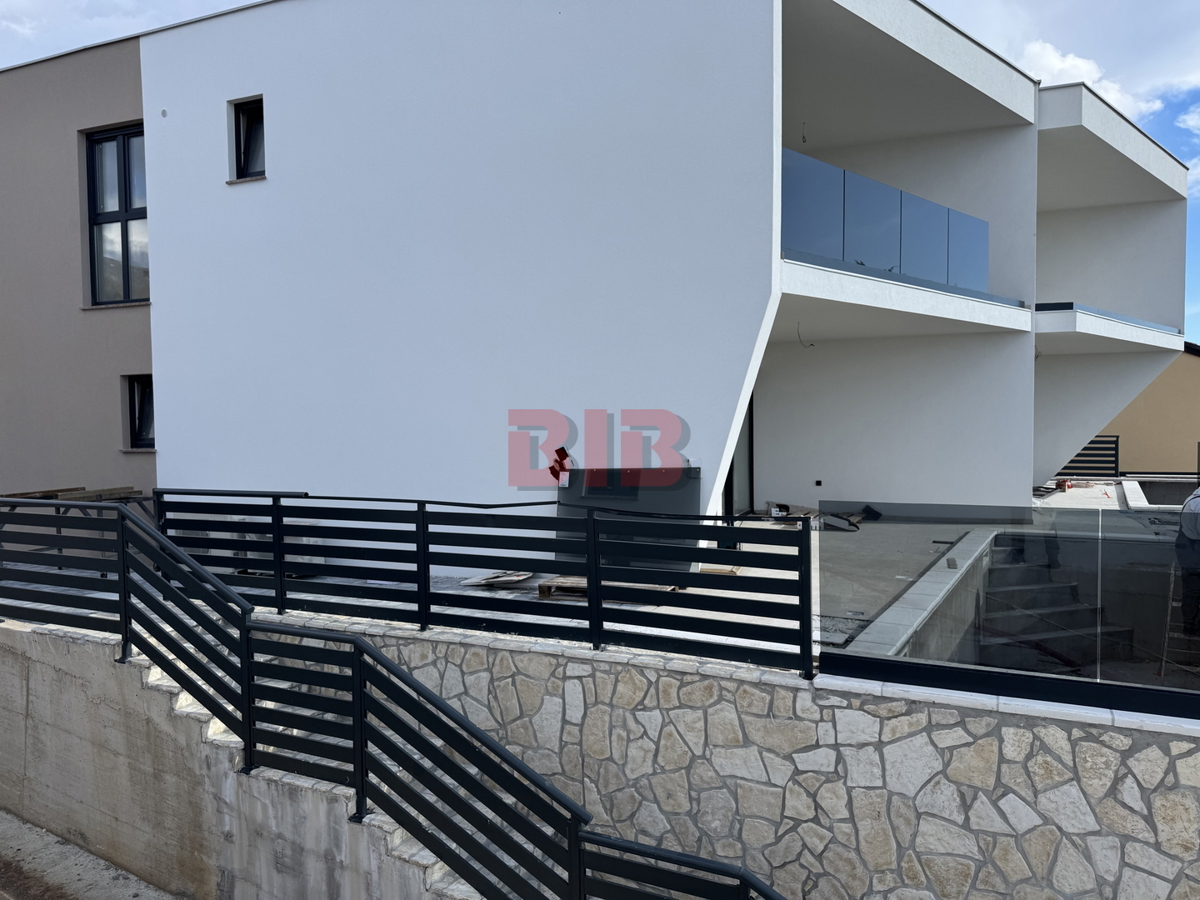House For sale - Primorsko-goranska Crikvenica - foto 1/20