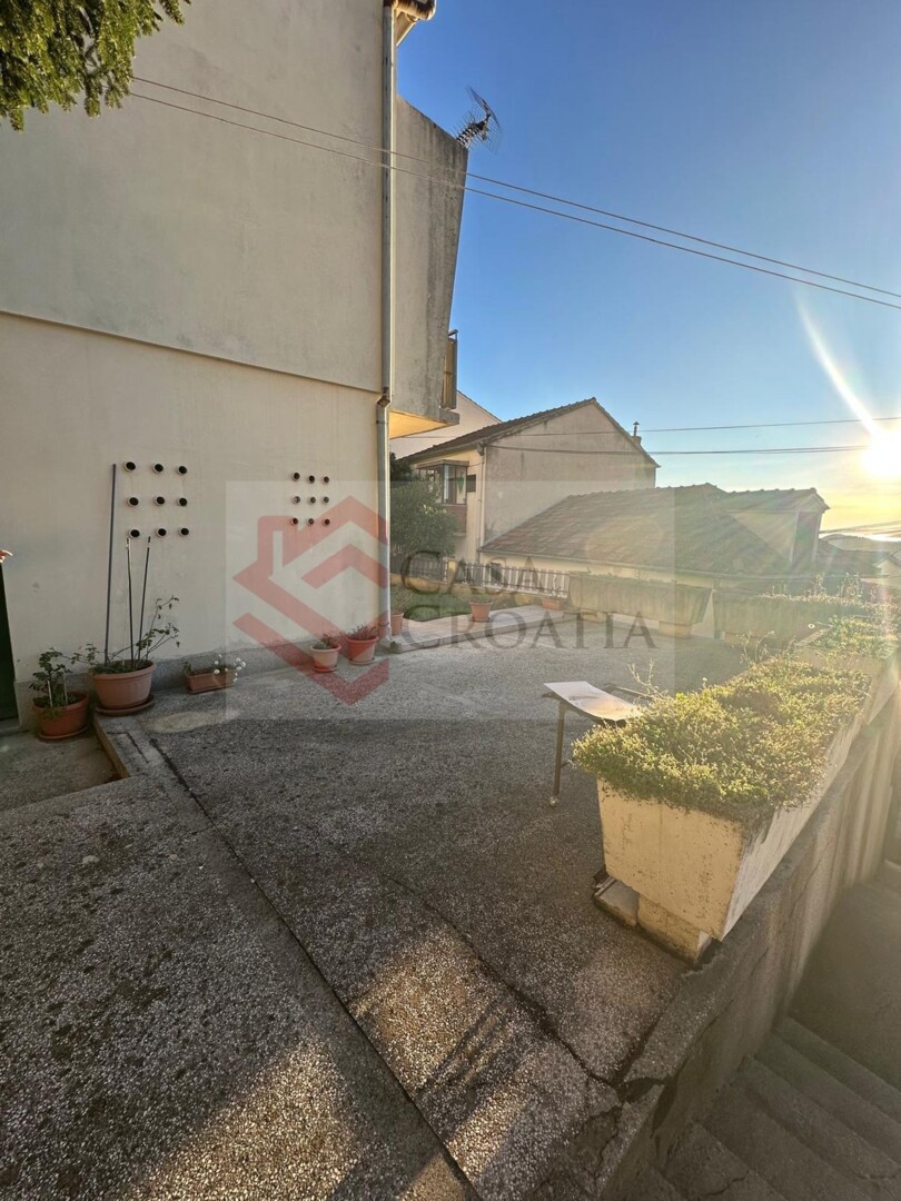 Maison À vendre - ŠIBENSKO-KNINSKA ŠIBENIK