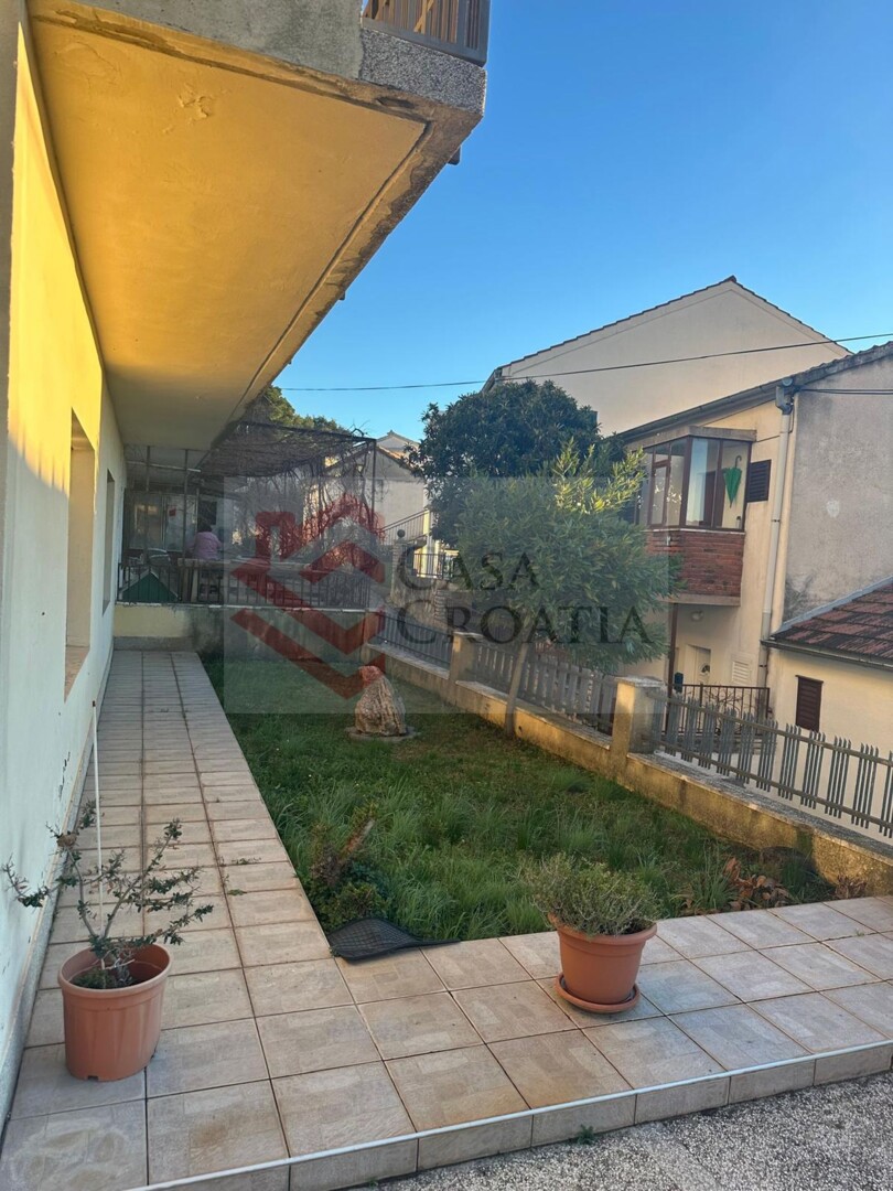 Maison À vendre - ŠIBENSKO-KNINSKA ŠIBENIK