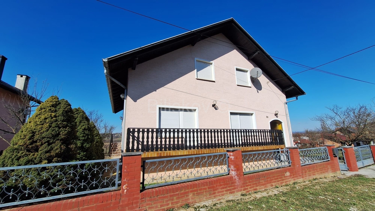 Casa In vendita - Zagrebačka Dugo Selo - foto 1/34