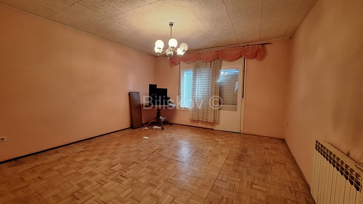 Casa In vendita - ZAGREBAČKA DUGO SELO