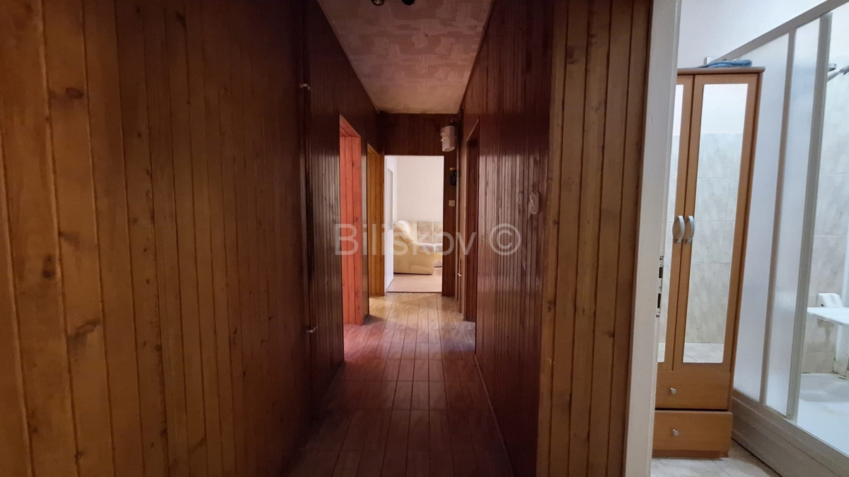 Casa In vendita - ZAGREBAČKA DUGO SELO