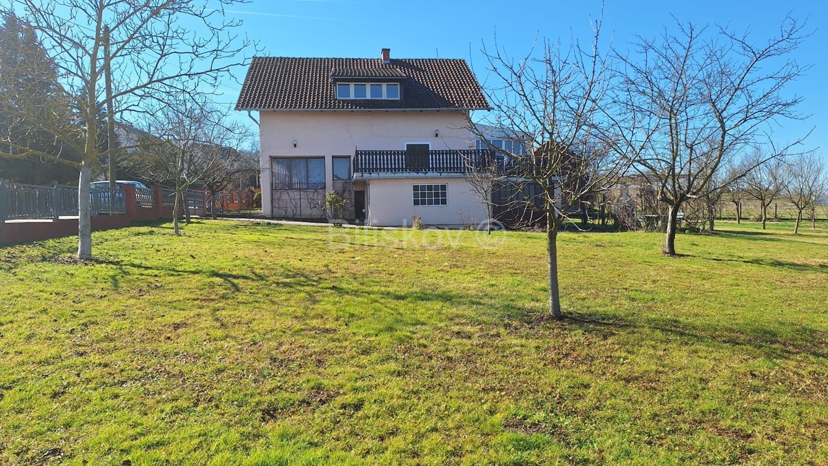 Casa In vendita - ZAGREBAČKA DUGO SELO