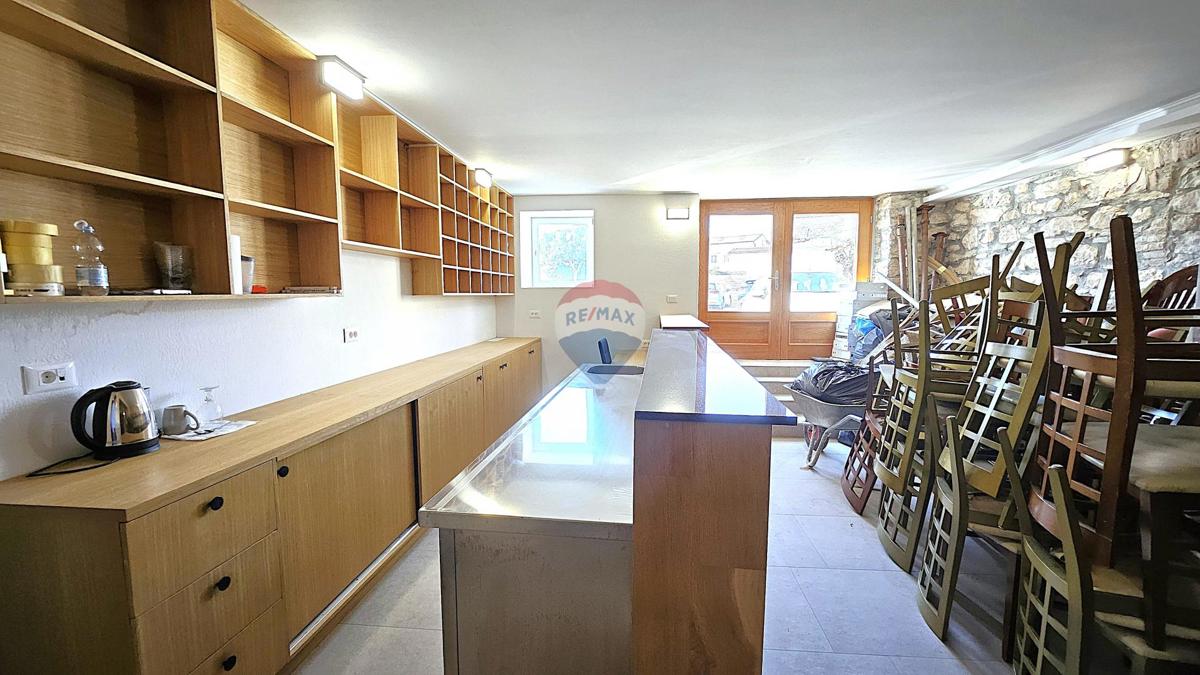 Locaux commerciaux À vendre - ISTARSKA UMAG