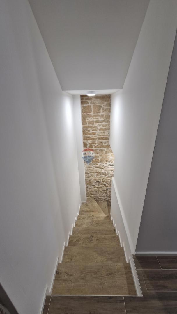 House For sale - ISTARSKA BARBAN