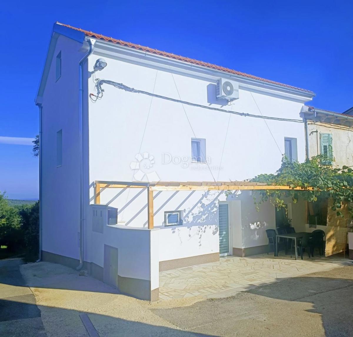 Maison À vendre - Istarska Ližnjan - foto 1/16