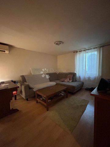 Apartmán na prodej 75 m² – Pula