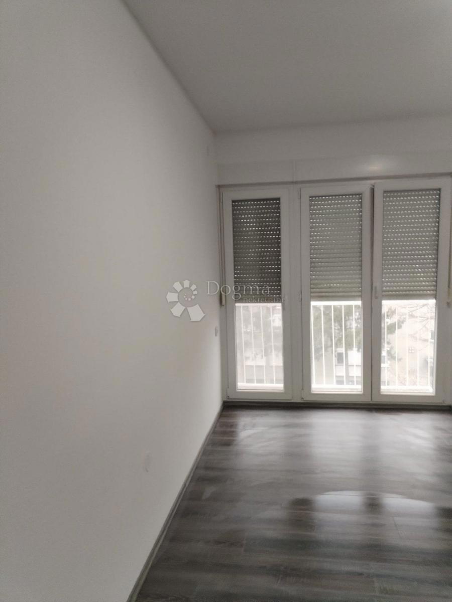 Appartamento In vendita - OSJEČKO-BARANJSKA OSIJEK
