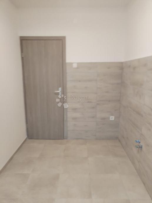 Appartamento In vendita - OSJEČKO-BARANJSKA OSIJEK