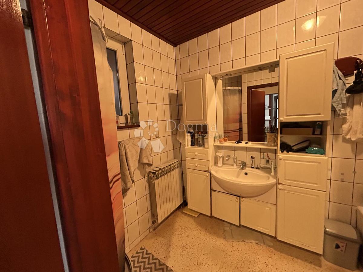 House For sale - ZAGREBAČKA SVETA NEDELJA