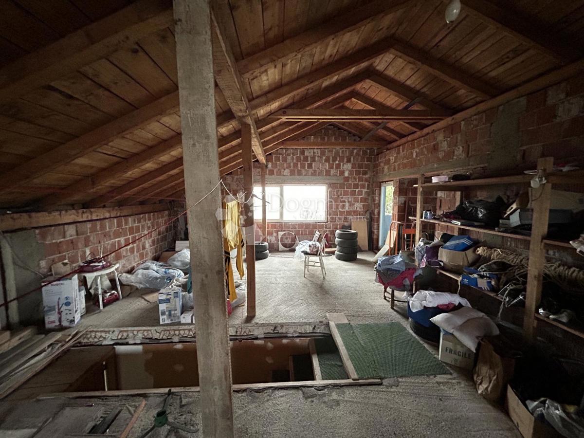 House For sale - ZAGREBAČKA SVETA NEDELJA