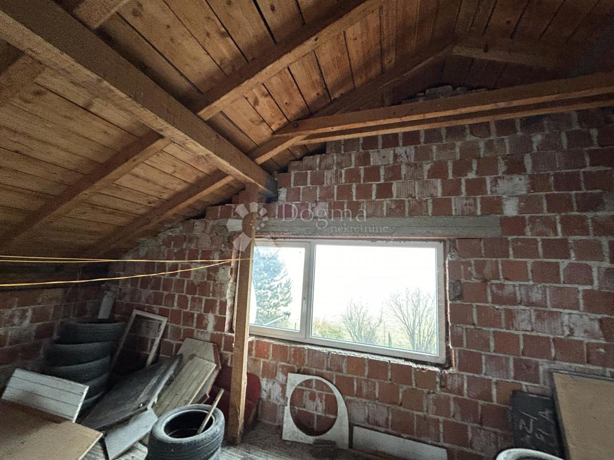 House For sale - ZAGREBAČKA SVETA NEDELJA