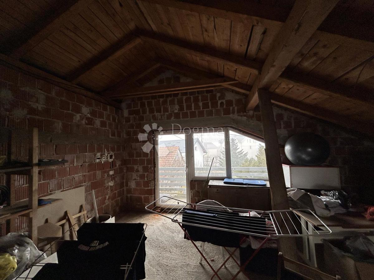 House For sale - ZAGREBAČKA SVETA NEDELJA