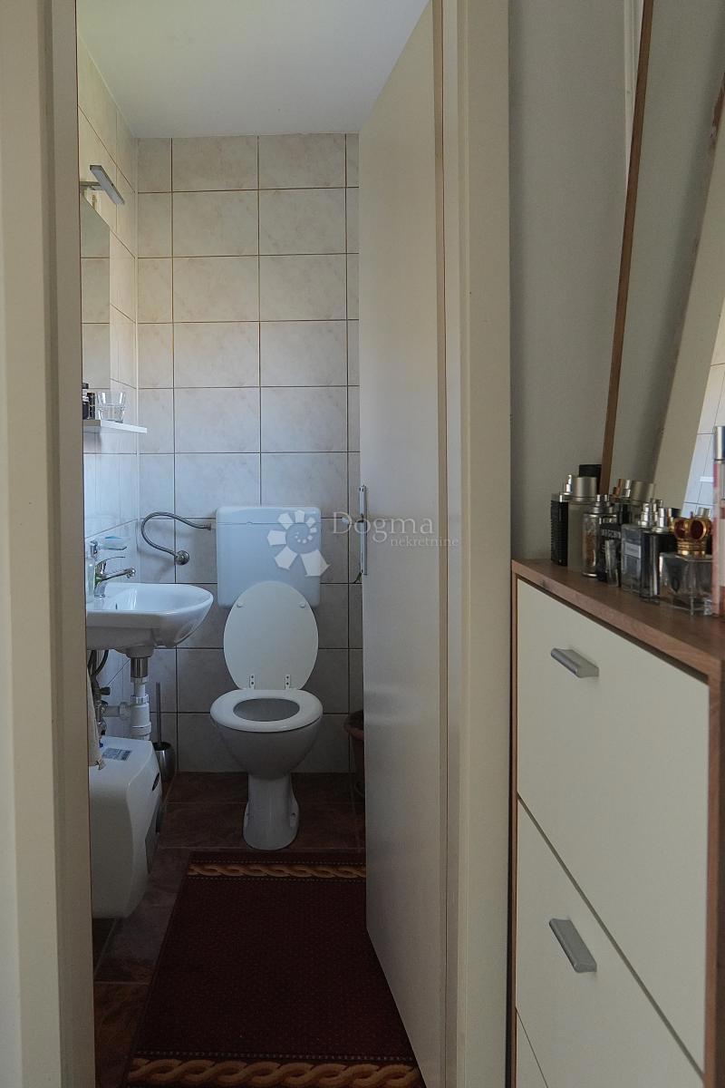 Casa In vendita - SPLITSKO-DALMATINSKA DICMO