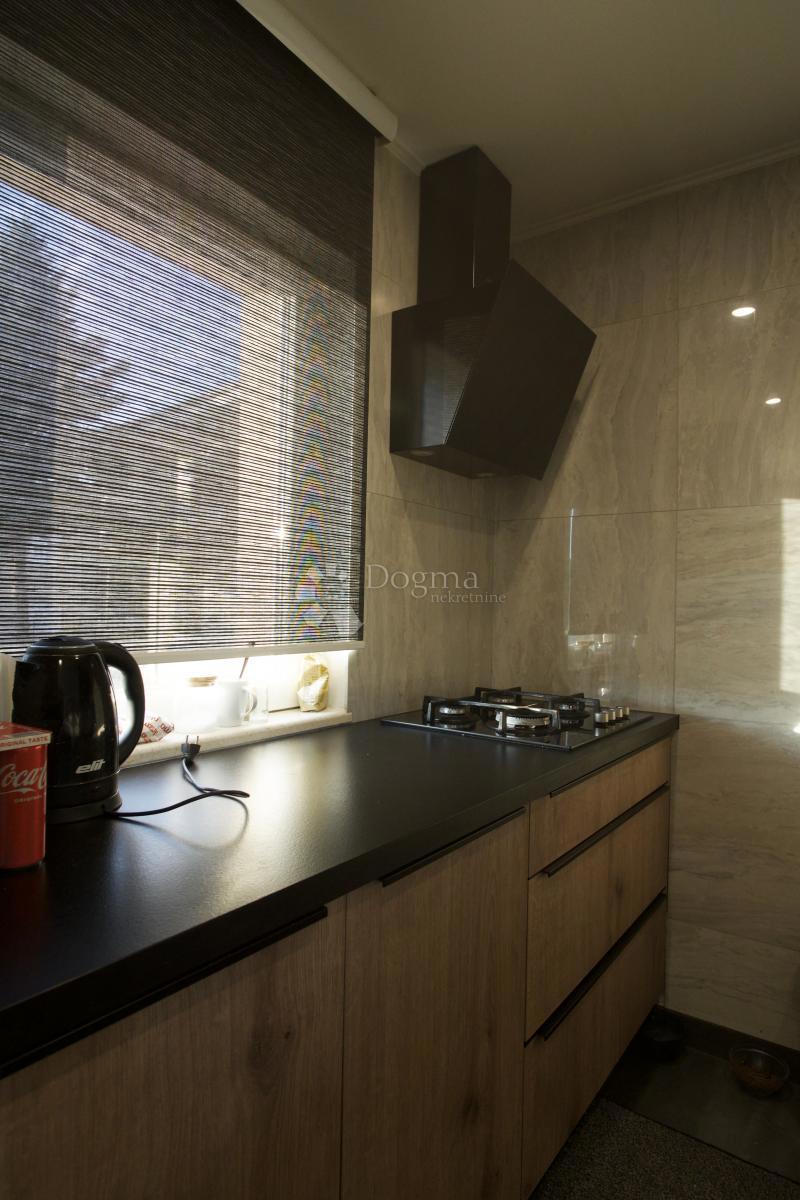 Casa In vendita - Splitsko-dalmatinska Dicmo - foto 4/13