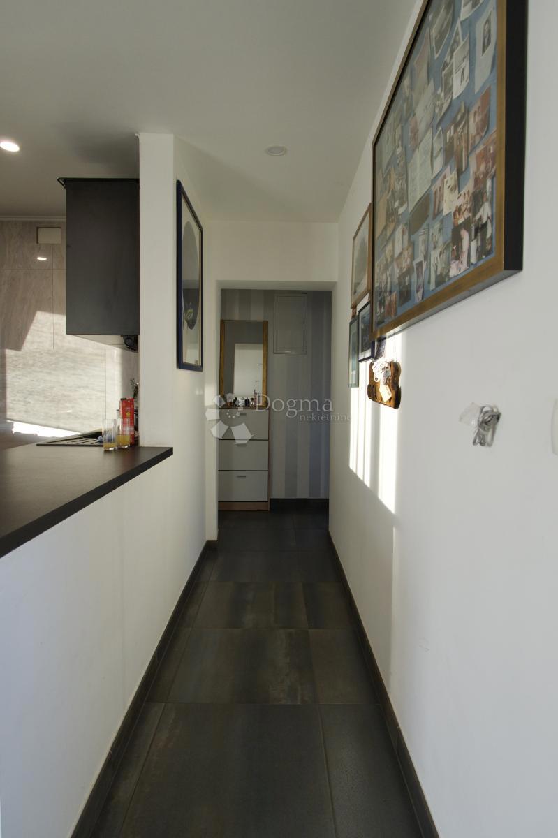 Casa In vendita - Splitsko-dalmatinska Dicmo - foto 5/13