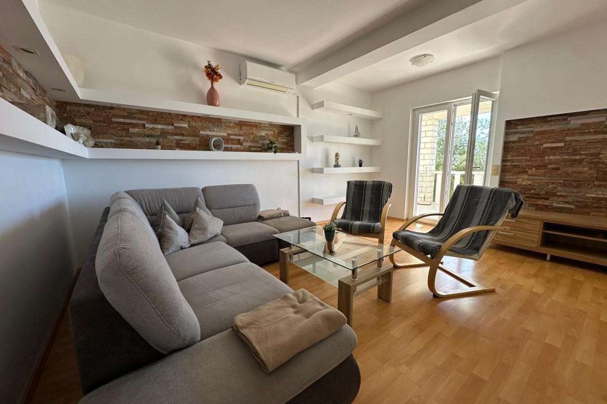 Casa In vendita - šibensko-kninska Rogoznica - foto 4/8