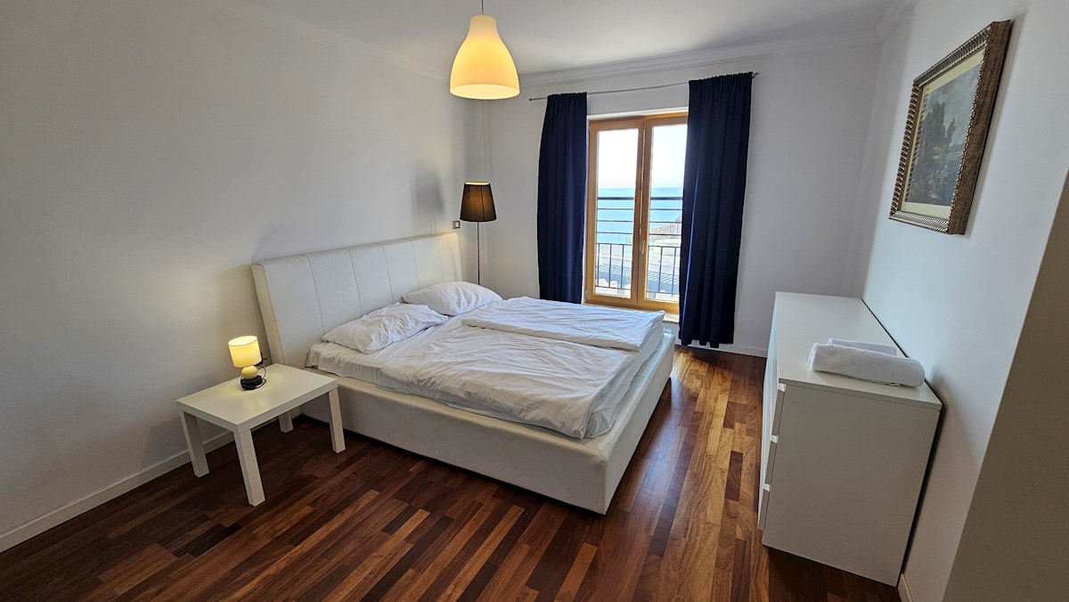 Flat For sale - ISTARSKA NOVIGRAD
