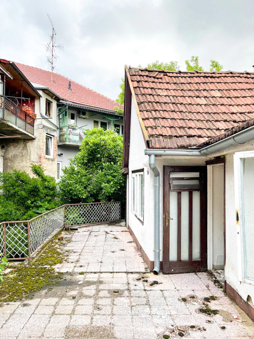 Hiša Na predaj - GRAD ZAGREB ZAGREB