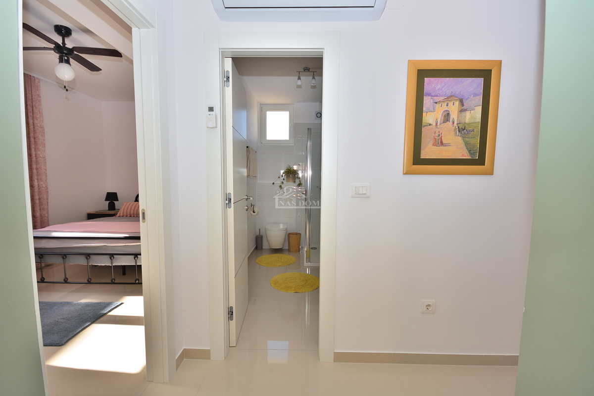 Flat For sale - ŠIBENSKO-KNINSKA VODICE