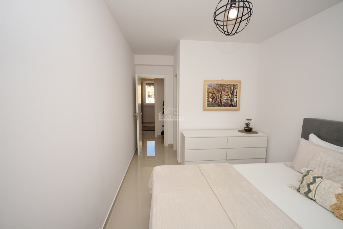 Flat For sale - ŠIBENSKO-KNINSKA VODICE