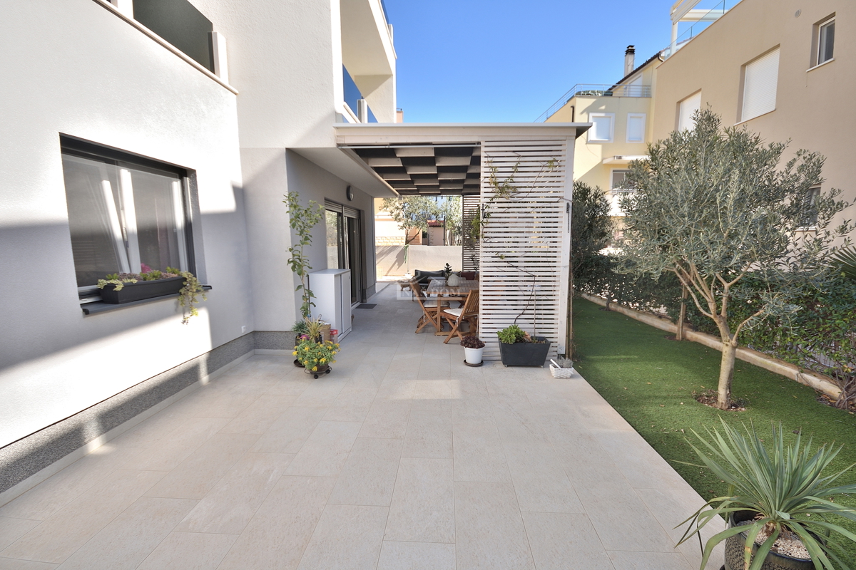 Flat For sale - ŠIBENSKO-KNINSKA VODICE