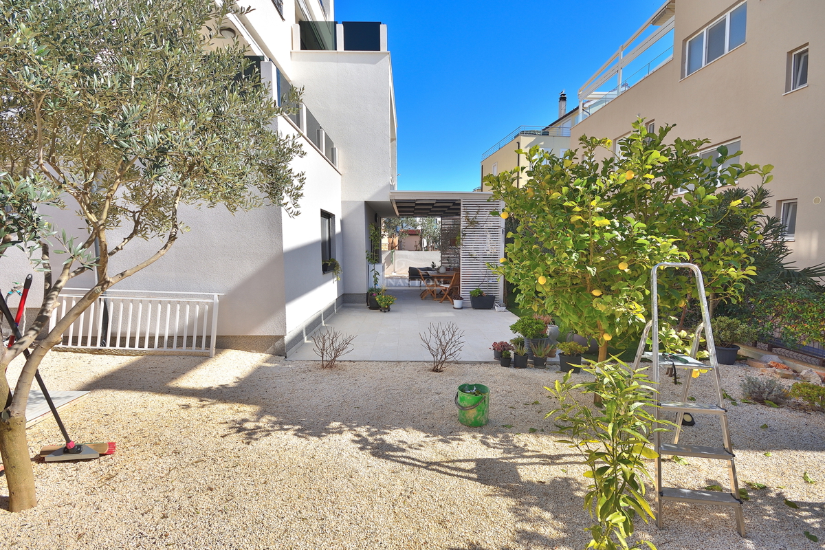 Flat For sale - ŠIBENSKO-KNINSKA VODICE