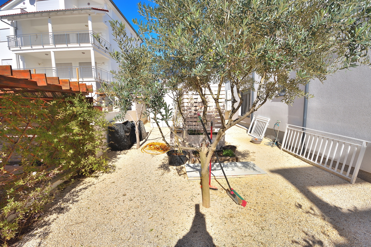 Flat For sale - ŠIBENSKO-KNINSKA VODICE
