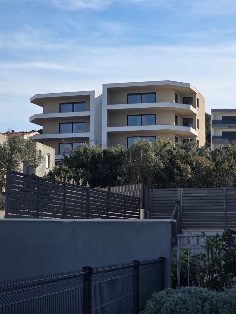 Flat For sale - Splitsko-dalmatinska Split - foto 2/11