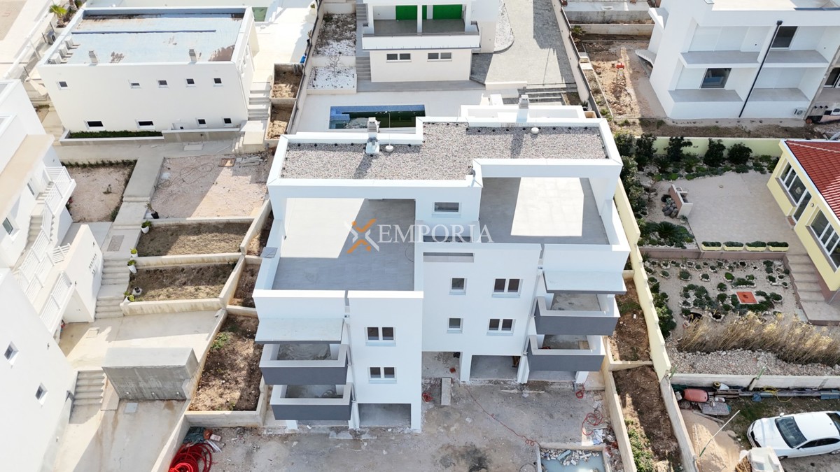 Flat For sale - Zadarska Ražanac - foto 1/6